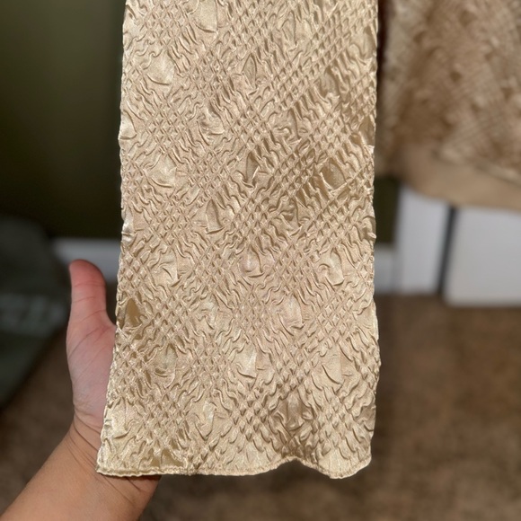 Milano Gold Puckered Pattern Button Down Blouse - Picture 3 of 5